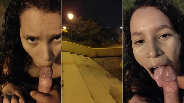 Alice Maciel, cheia de tesão, fez um oral no cara bem na rua