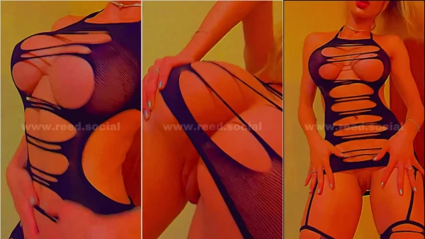 Vídeo da Reed se movendo sem roupa íntima