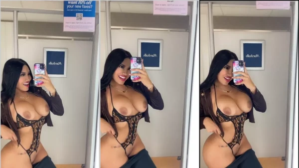 Vídeo irresistível da Sandra Aurey com um maiô bem cavado na bucetinha!