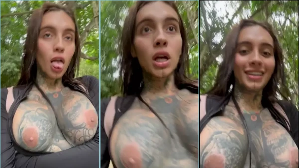 Vídeo da Camila Serna mostrando seus peitão na rua
